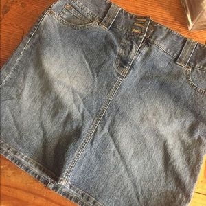 Jean mini skirt Ann Taylor loft. Stretch skirt